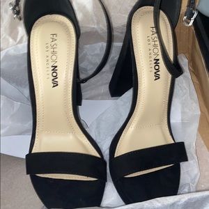 Fashionova heels